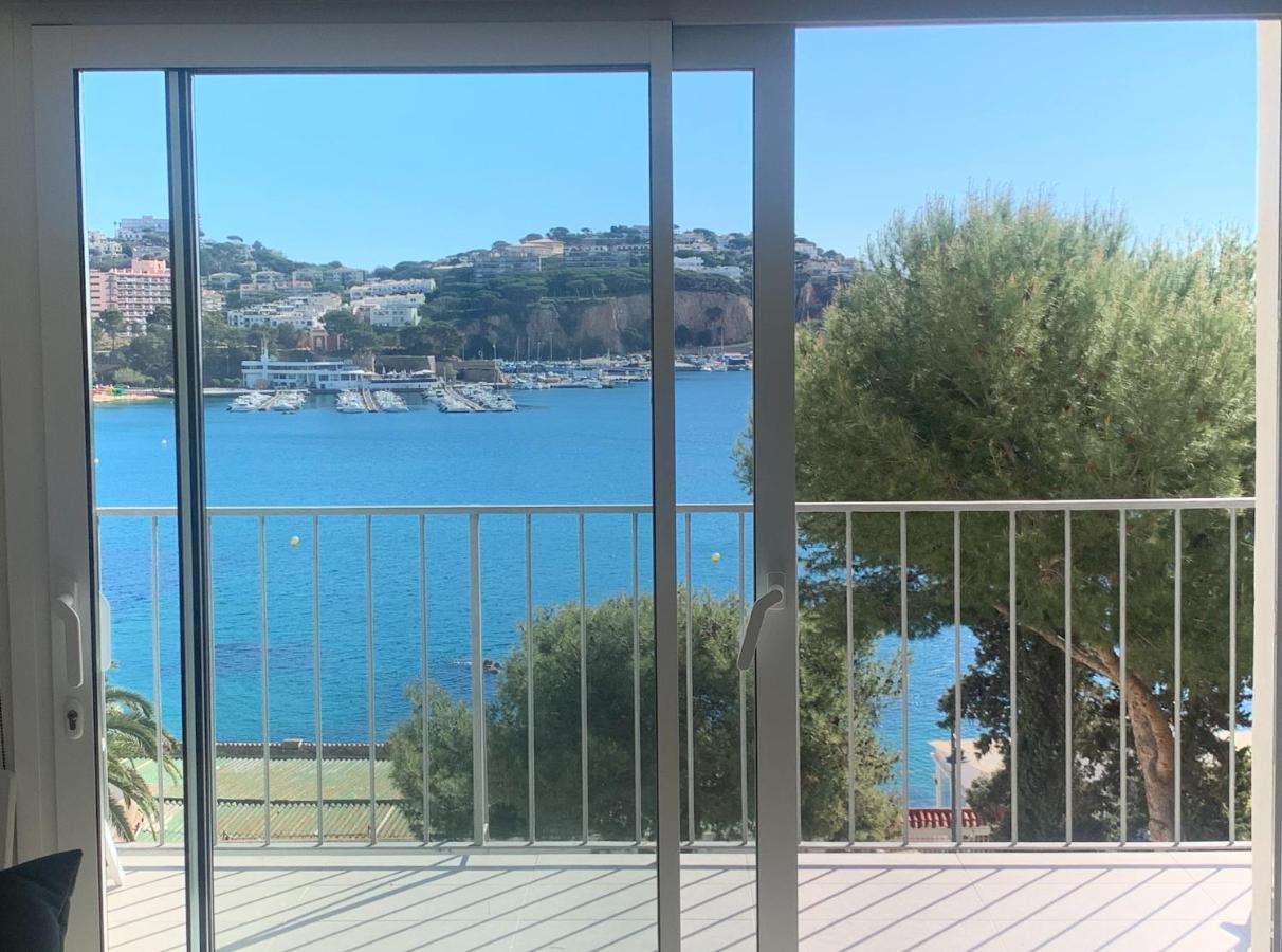 Magnífic apartament a primera línia de mar Sant Feliu de Guíxols Exterior foto